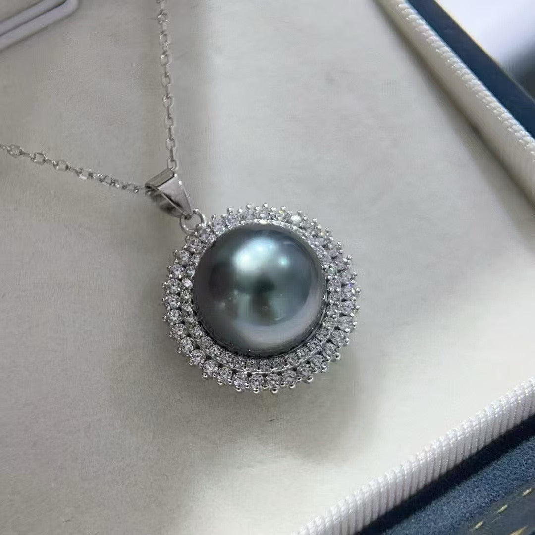 Black Tahitian Pearl Sunflower Pendant