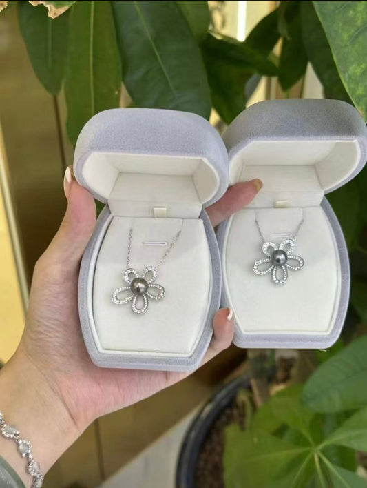 Black Tahitian Pearl Big Flower Pendant