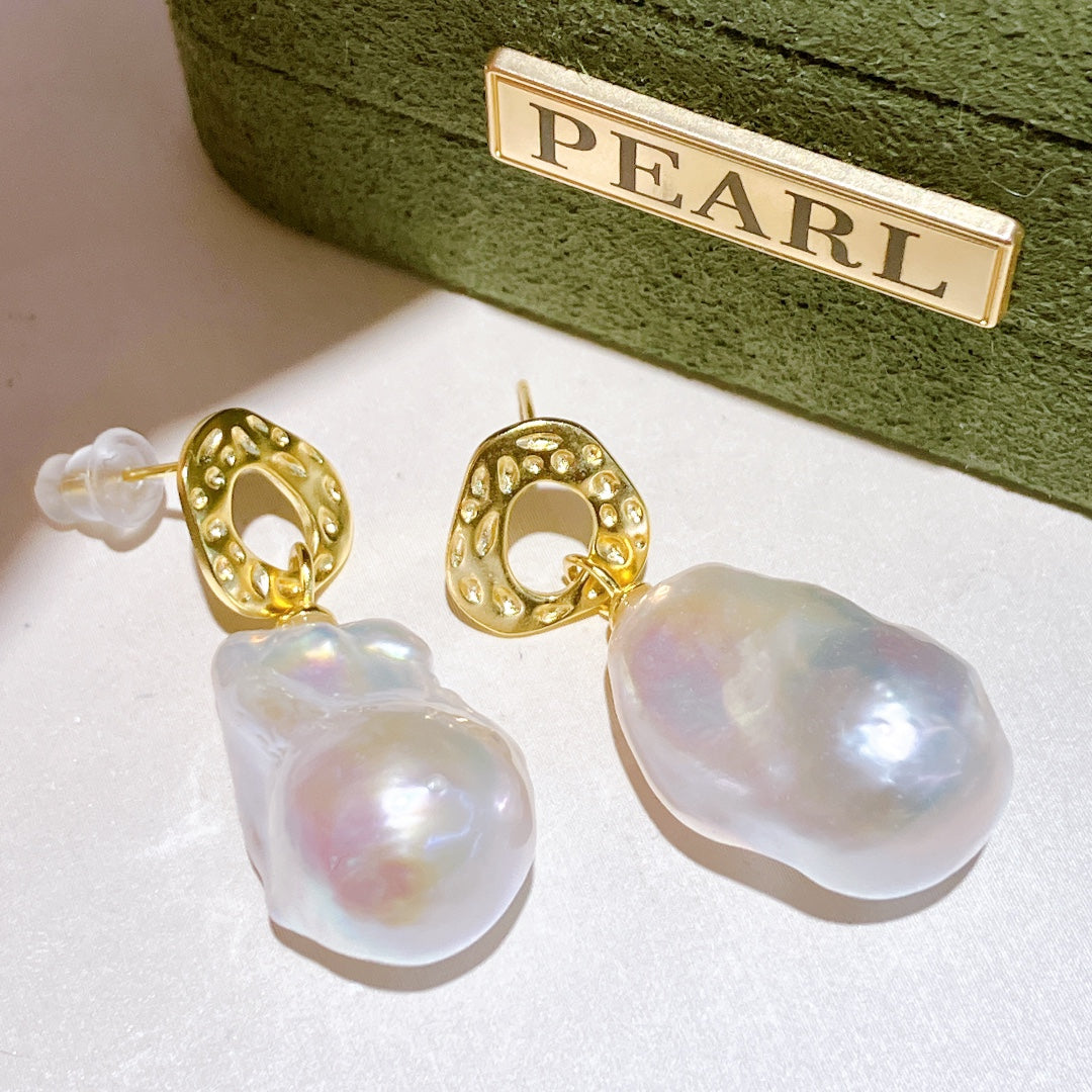 Baroque Horseshoe Pearl Earrings